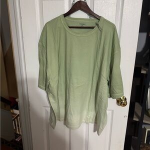 Men’s Old Navy Cropped T-Shirt